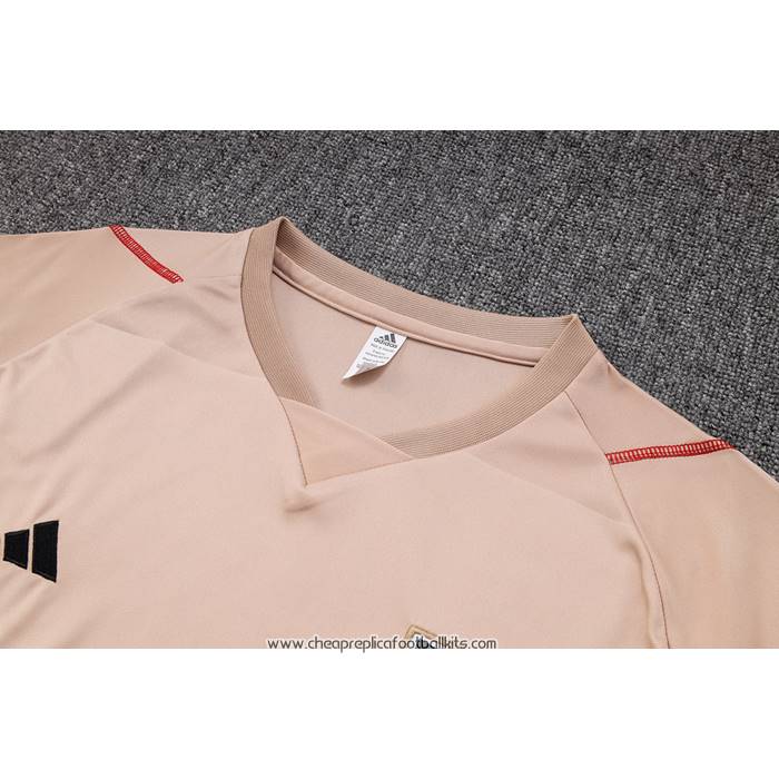 Tracksuit
 Sao Paulo 2023-2024 Short Sleeve
 Yellow
 - Shorts

